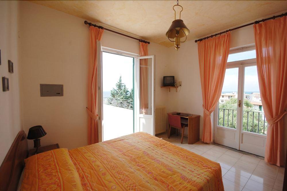 Hotel Terme Rosaleo Casamicciola Terme Exterior photo